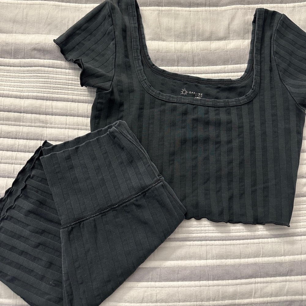 Gray Striped Aerie Offline Matching Set Short Sleeve and Biker Shorts (S)